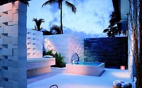 Grand Hyatt Bali Hotel 5*